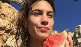 娱乐圈吃瓜模版,揭秘明星们的幕后恩怨与甜蜜瞬间